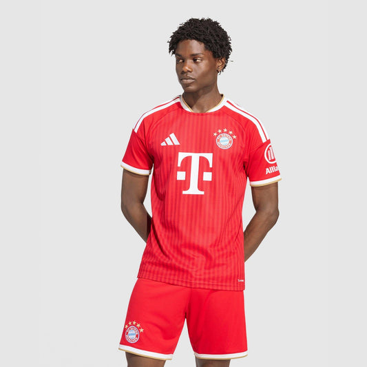 FC Bayern 2026/27 Home Shirt Image 1 - LUZACTIVE - AUSTRALIA