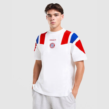 FC Bayern Munich EQT T-Shirt Image 2 - LUZACTIVE - AUSTRALIA