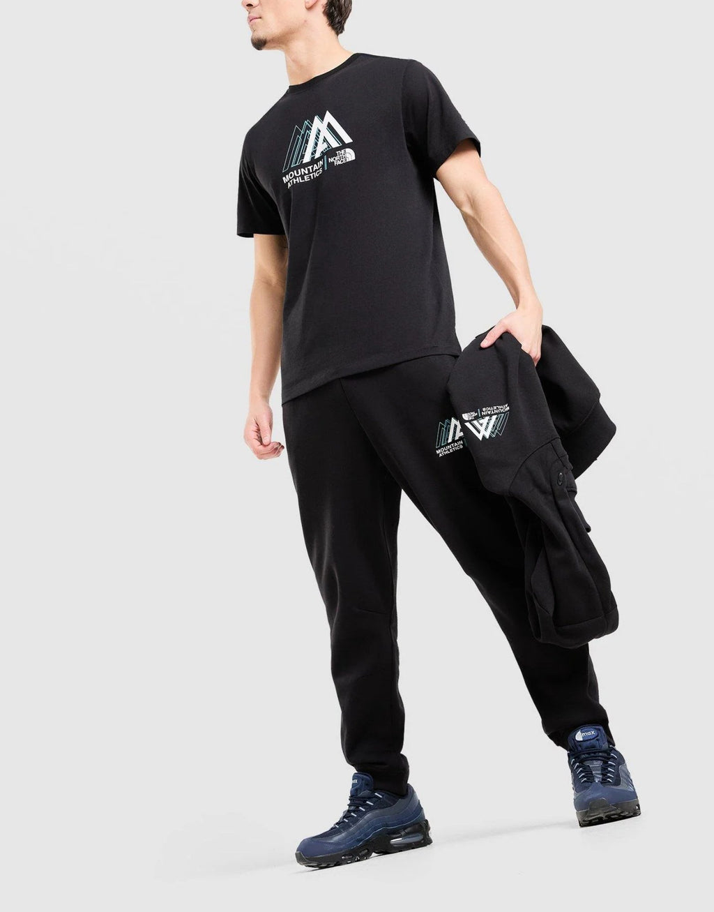 The North Face Mountain Athletics Fleece Joggers