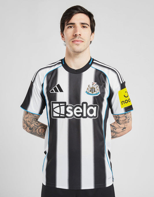 Newcastle United FC 2025/26 Home Shirt Image 1 - LUZACTIVE - AUSTRALIA