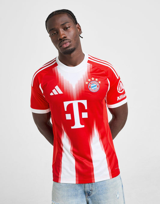 FC Bayern Munich 2025/26 Home Shirt Image 1 - LUZACTIVE - AUSTRALIA