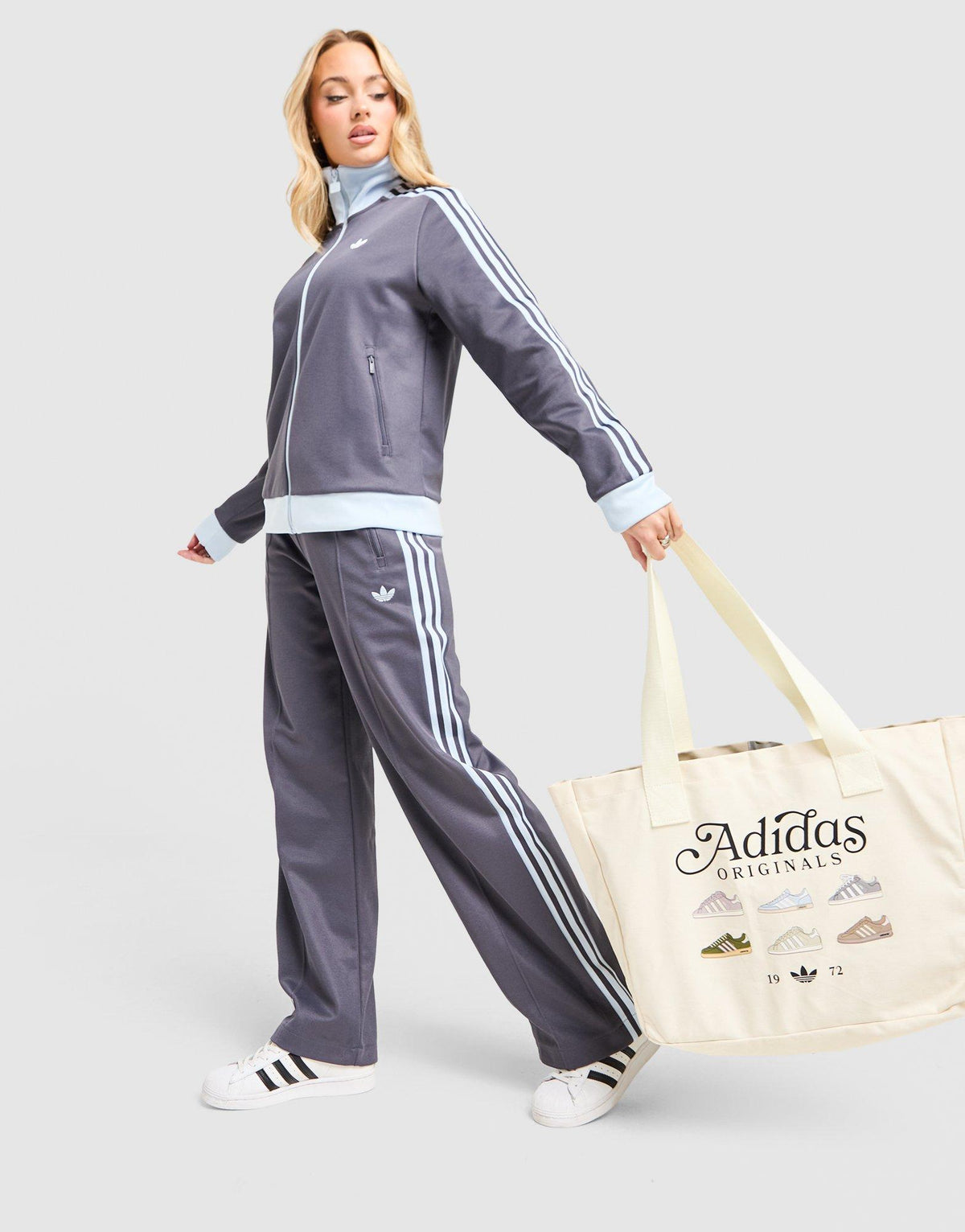 Classic Track Pants Image 1 - LUZACTIVE - AUSTRALIA