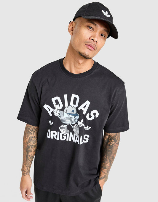 Trefoil Cap T-Shirt Image 1 - LUZACTIVE - AUSTRALIA