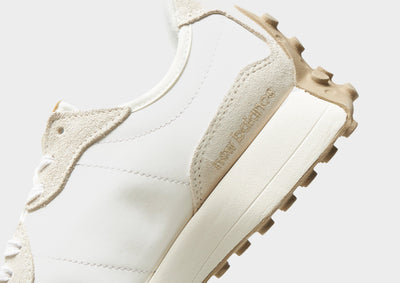 New Balance 327 Women's image