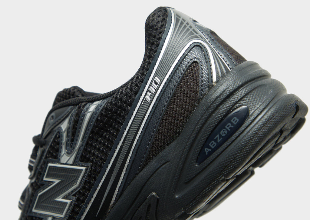 New Balance 740 image
