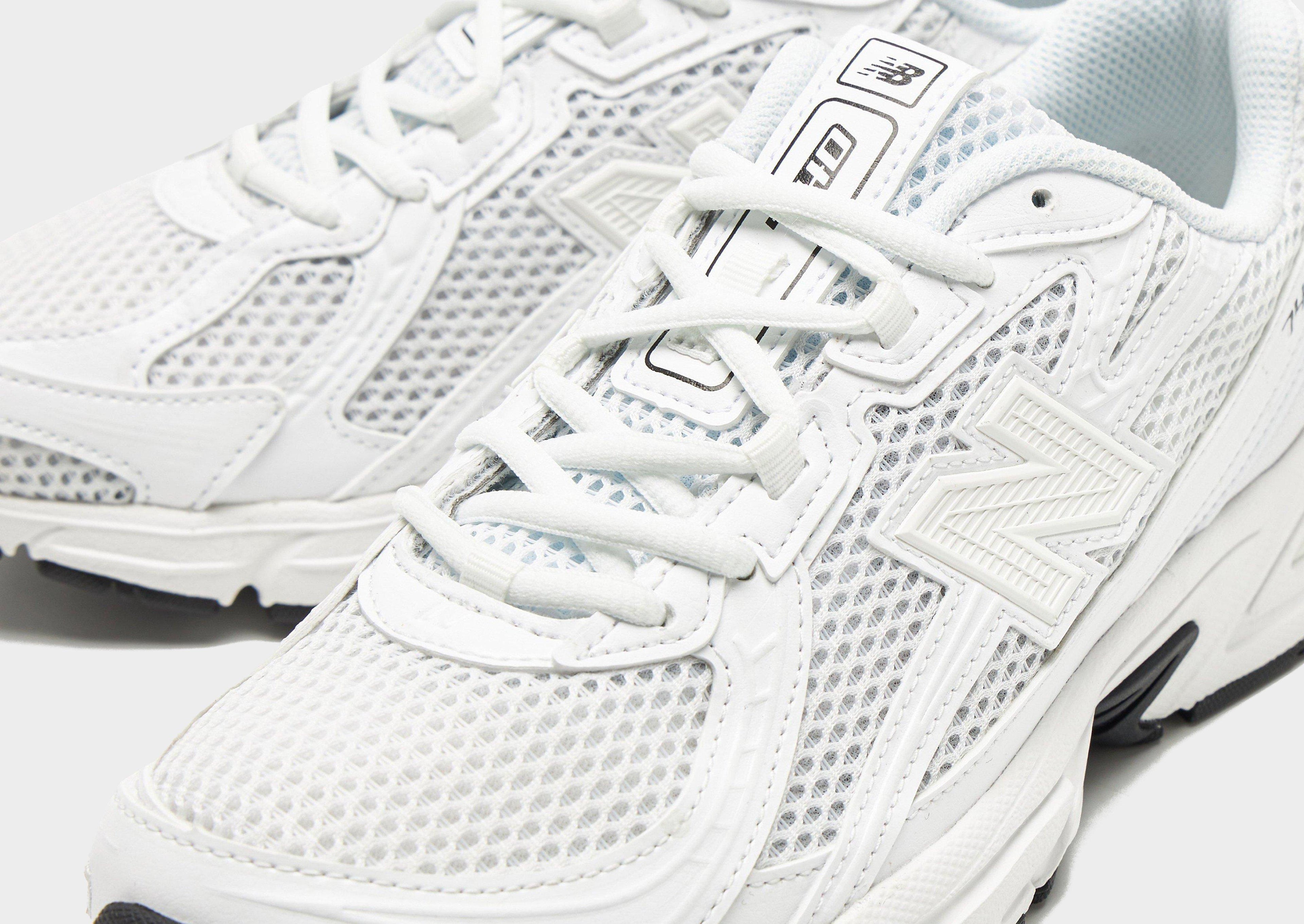 New Balance 740 image