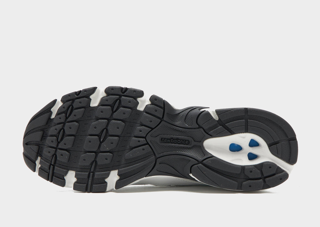 New Balance 740 image