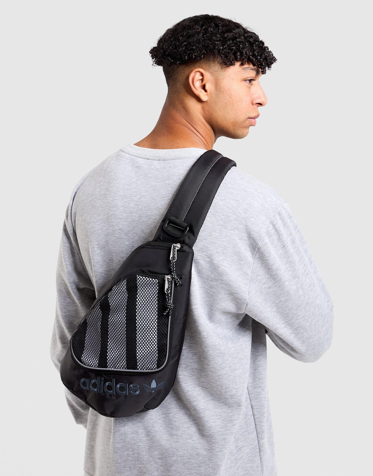 3-Stripe Mesh Sling Bag Image 1 - LUZACTIVE - AUSTRALIA