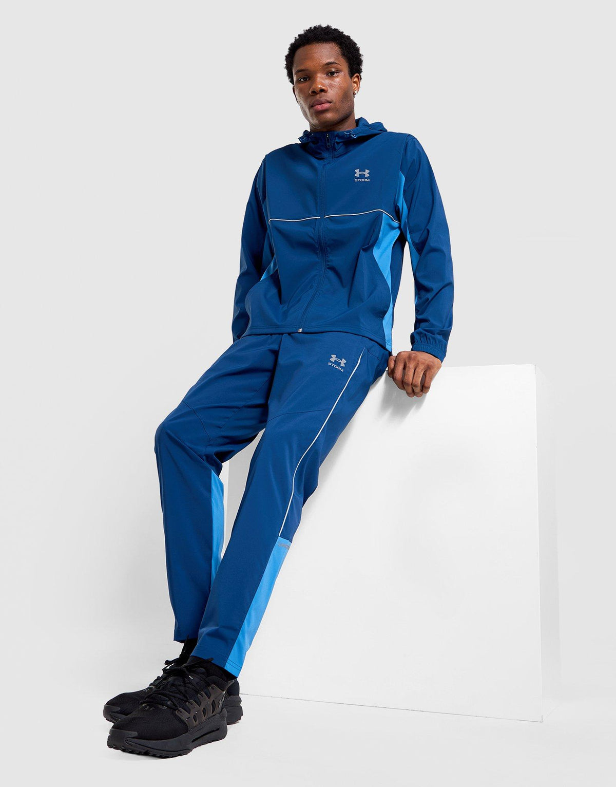 Tech Hybrid Woven Pants Image 1 - LUZACTIVE - AUSTRALIA