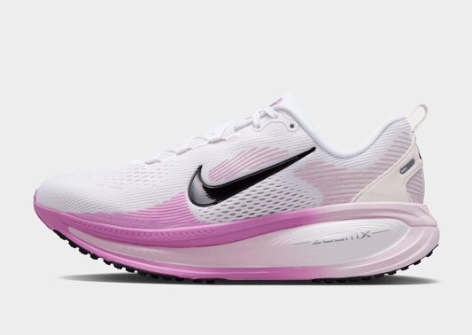 Vomero 18 (Wide Fit) Women's Image 1 - LUZACTIVE - AUSTRALIA