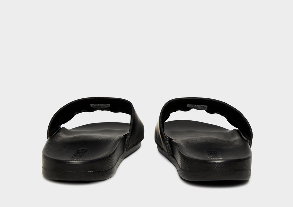 adidas Adilette Slides image