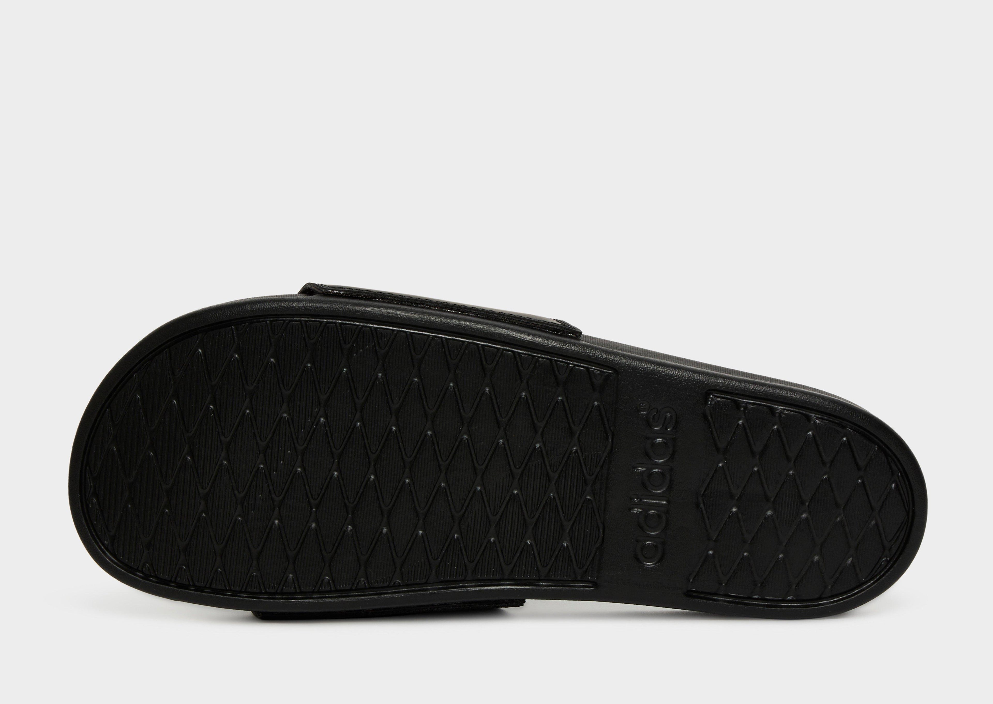 adidas Adilette Slides image