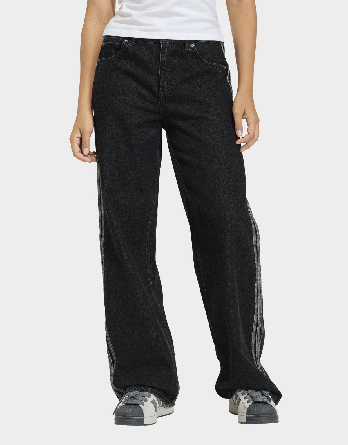 Firebird Denim Jeans Image 1 - LUZACTIVE - AUSTRALIA
