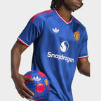 Manchester United FC 2026/27 Match Away Shirt Image 5 - LUZACTIVE - AUSTRALIA
