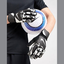 Match Goalkeeper Gloves Image 1 - LUZACTIVE - AUSTRALIA