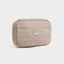 Metal Trefoil Waistpack Image 1 - LUZACTIVE - AUSTRALIA