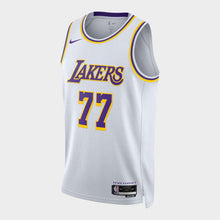 NBA Los Angeles Lakers Swingman Doncic #77 Jersey Image 1 - LUZACTIVE - AUSTRALIA