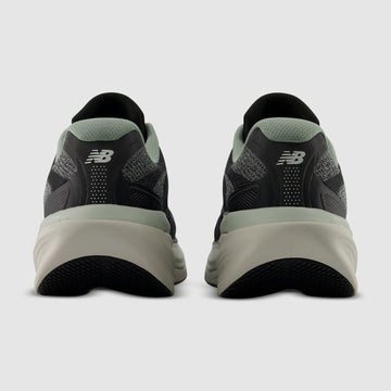 NEW BALANCE 860 V15 (4E X WIDE) MENS Image 2 - LUZACTIVE - AUSTRALIA