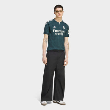 Real Madrid 2026/27 Away Shirt Image 2 - LUZACTIVE - AUSTRALIA