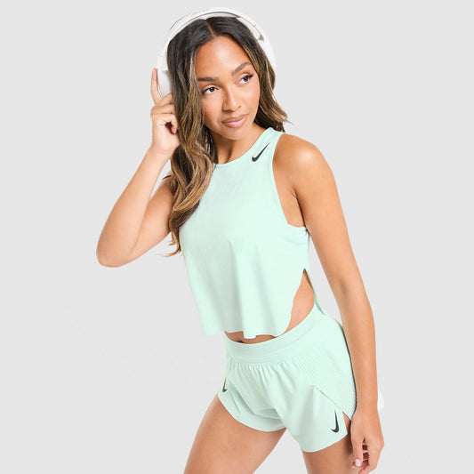 Running AeroSwift Cropped Tank Top Image 1 - LUZACTIVE - AUSTRALIA