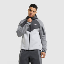 Tech Fleece Full-Zip Hoodie Image 1 - LUZACTIVE - AUSTRALIA