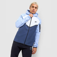 Tech Fleece Full-Zip Hoodie Image 1 - LUZACTIVE - AUSTRALIA