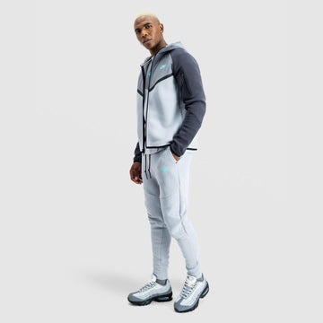 Tech Fleece Joggers Image 2 - LUZACTIVE - AUSTRALIA
