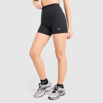 Training One U-Seam 5" Shorts Image 2 - LUZACTIVE - AUSTRALIA
